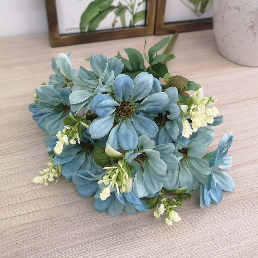 Искусственные цветы в Саратове | Цветы искусственные «Ромашки с бутонами», голубые, букет